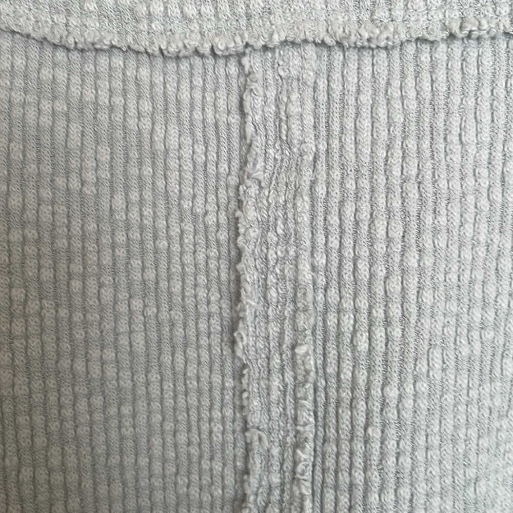 Free People Surplice Top- EUC - Picture 8 of 8